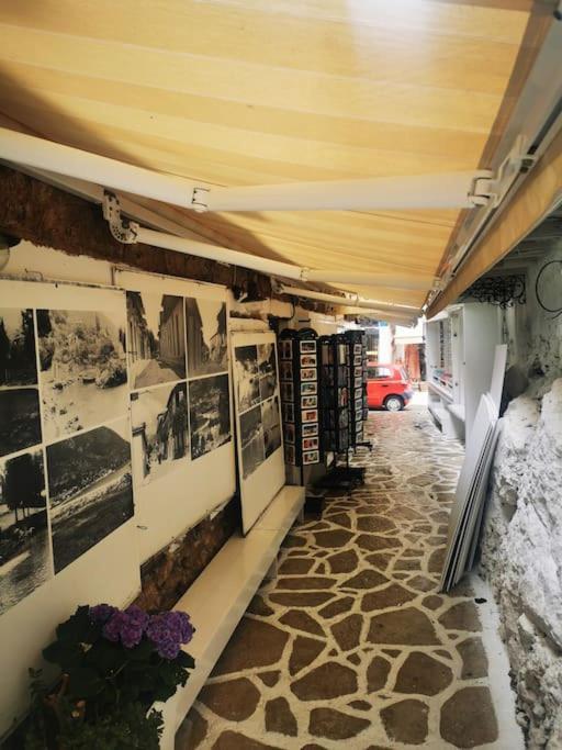 Appartamento Politis' Wooden House Vassiliki Esterno foto