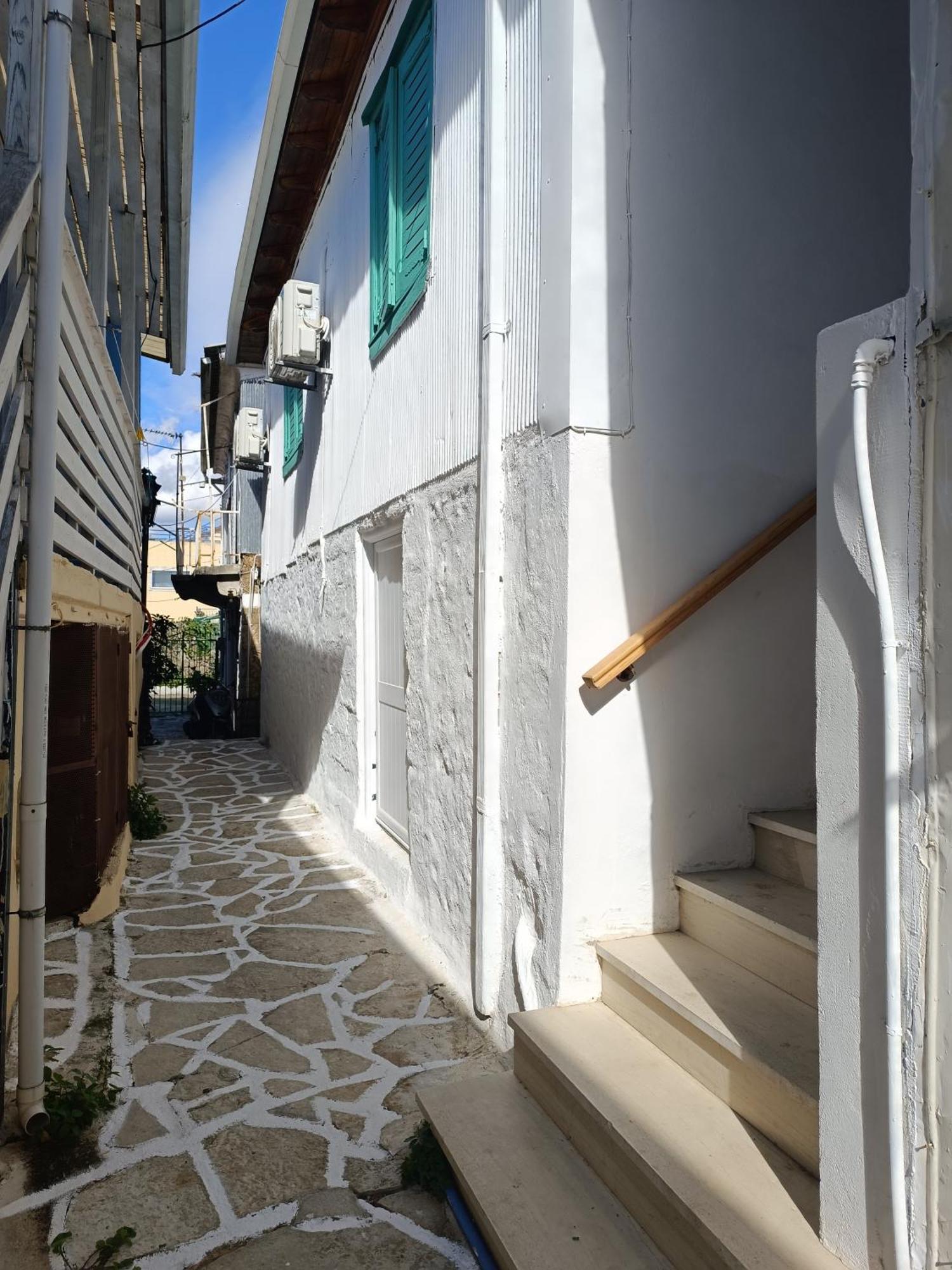 Appartamento Politis' Wooden House Vassiliki Esterno foto