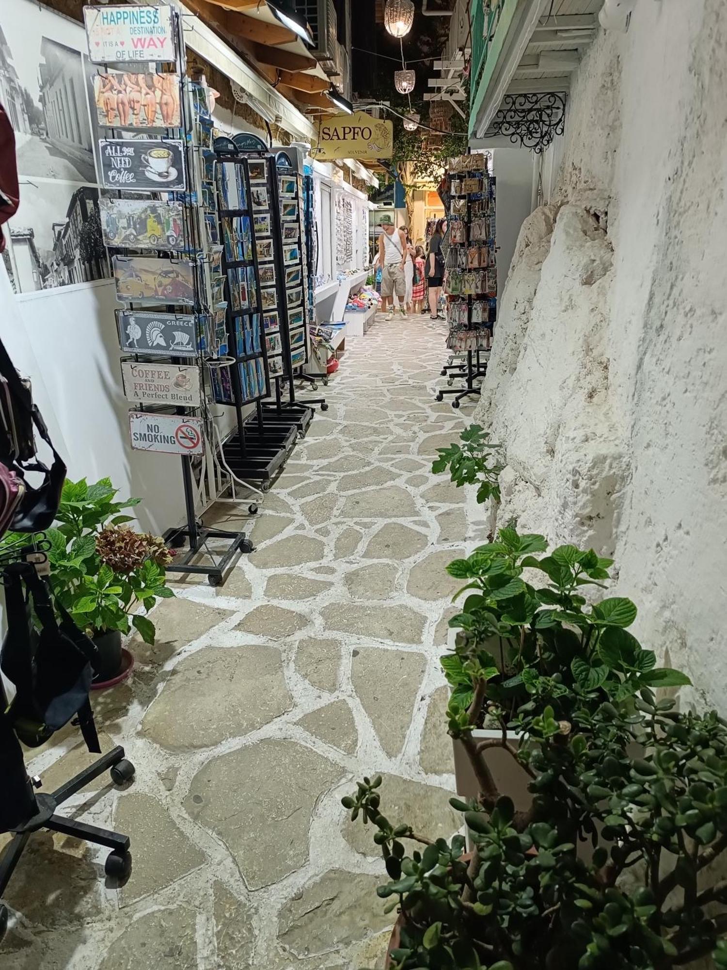 Appartamento Politis' Wooden House Vassiliki Esterno foto